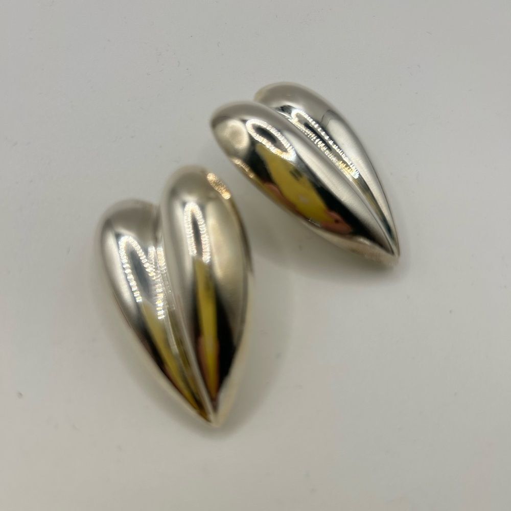 Bayanihan LTD Vintage Chunky Sterling Silver 925 Puffy Heart Pierced Earrings - Picture 5 of 7